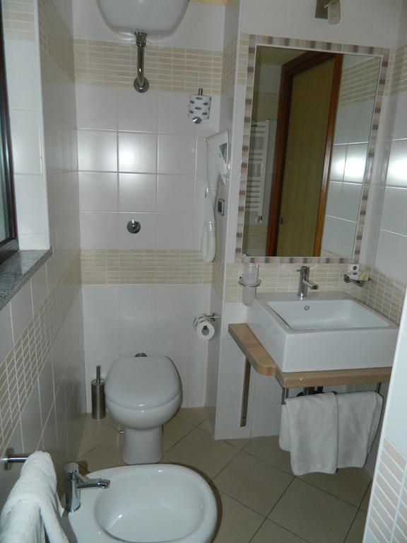 Hotel Conte Ruggero แซร์รา ซาน บรูโน ห้อง รูปภาพ