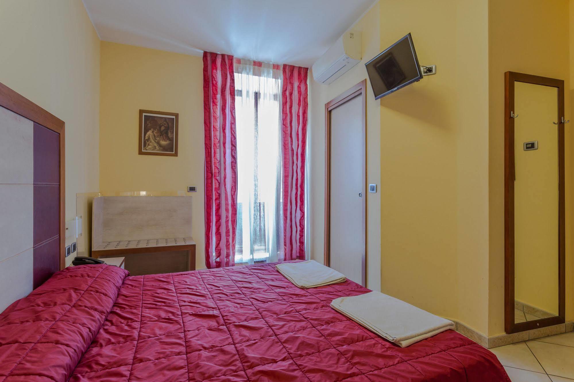 Hotel Conte Ruggero แซร์รา ซาน บรูโน ภายนอก รูปภาพ