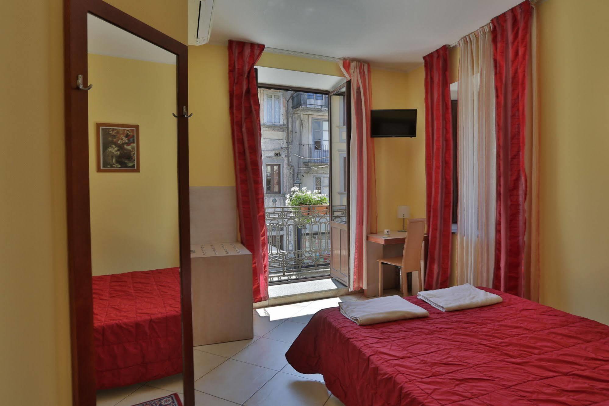 Hotel Conte Ruggero แซร์รา ซาน บรูโน ภายนอก รูปภาพ