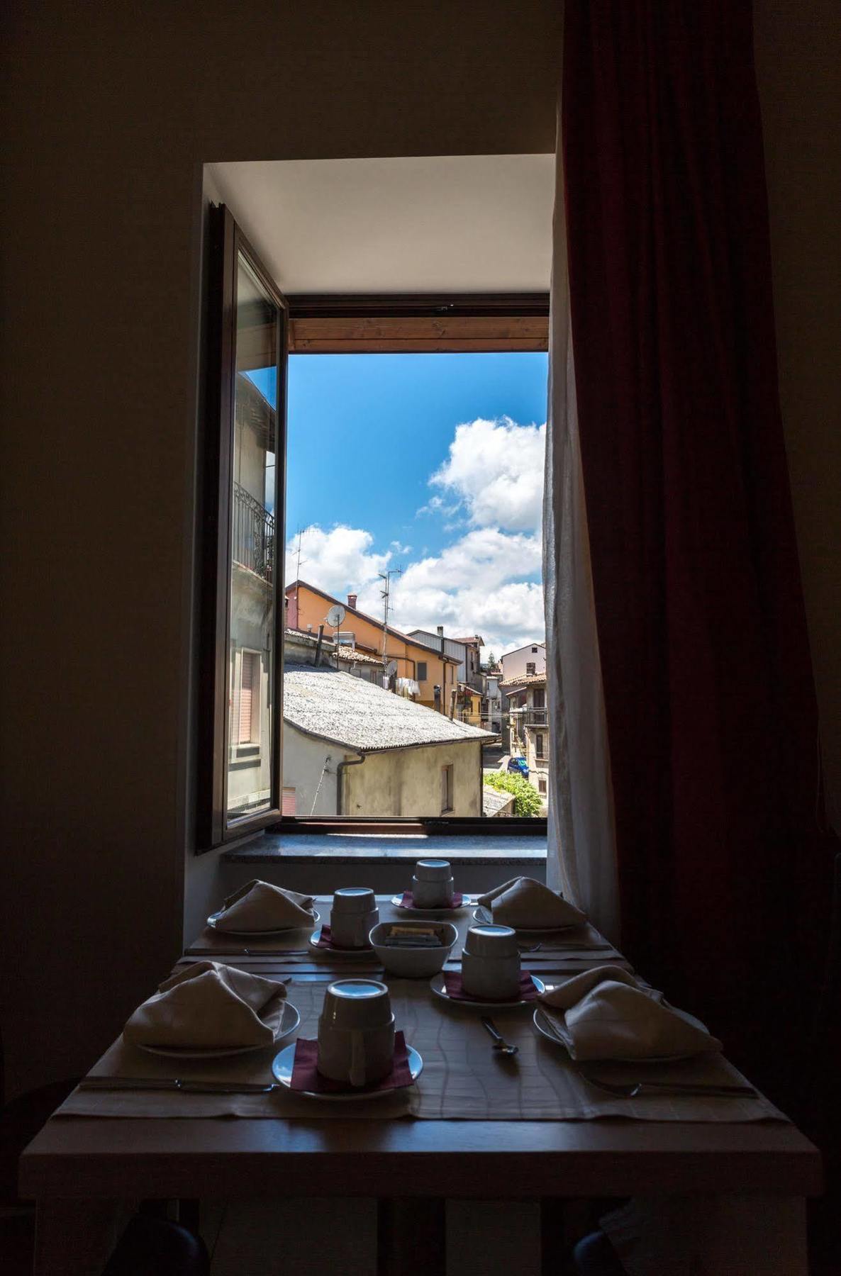 Hotel Conte Ruggero แซร์รา ซาน บรูโน ภายนอก รูปภาพ