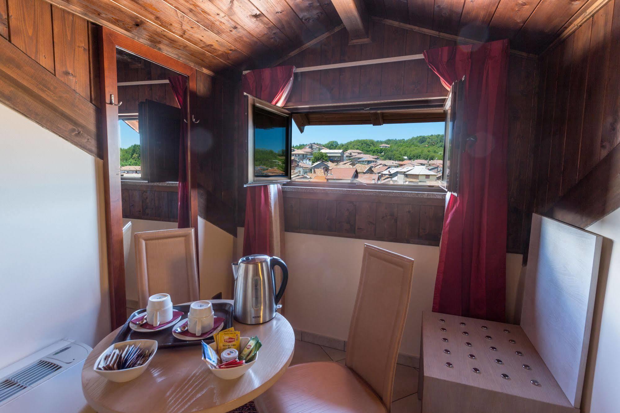 Hotel Conte Ruggero แซร์รา ซาน บรูโน ภายนอก รูปภาพ